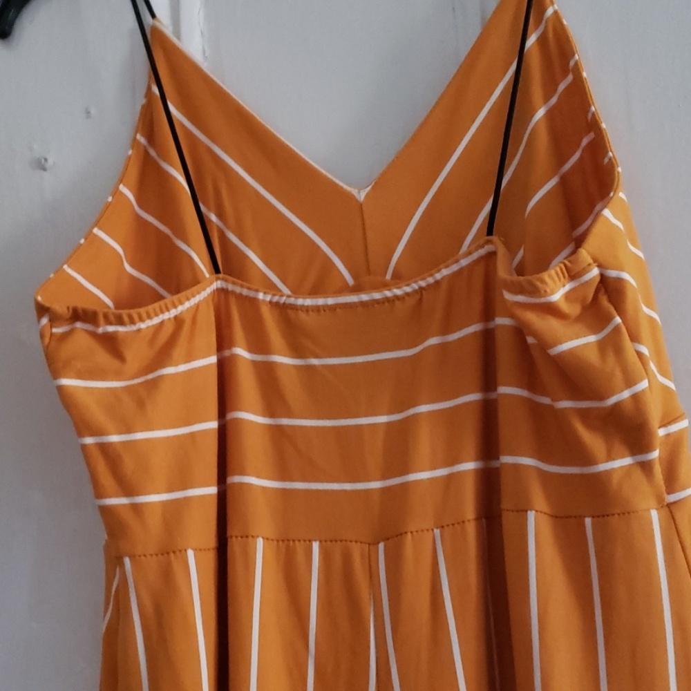 Jumpsuit - Picture 3 of 3